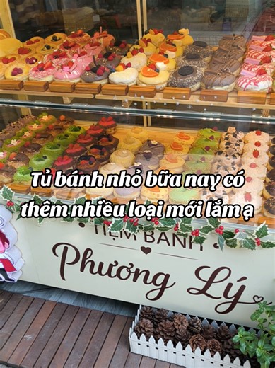 Tiệm bánh nhỏ vẫn sáng đèn — Tủ bánh mới và lời cảm ơn từ Lý