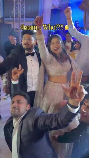 Ye Sharam mujhe suit nahi karta 😝 #bride #dance #indianwedding #comedy #funny #newlywed #trend