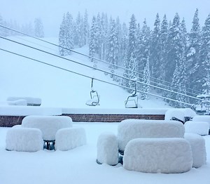 Base Area Web Cam | Diamond Peak Ski Resort