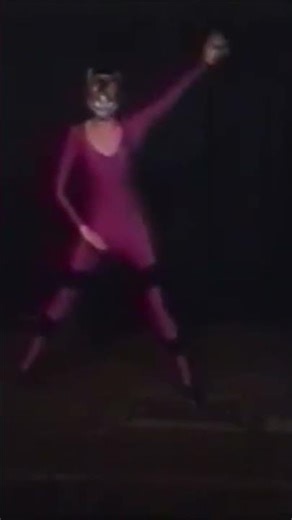 CHESHIRE CAT DANCE ALICE IN WONDERLAND