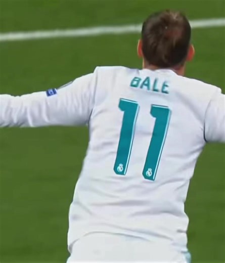 Gareth Bale: Amazing Football Highlights with Real Madrid