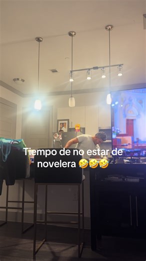 Jessica Rivera (@jessriveramora)’s videos with Ahí Estabas Tú - Carin Leon