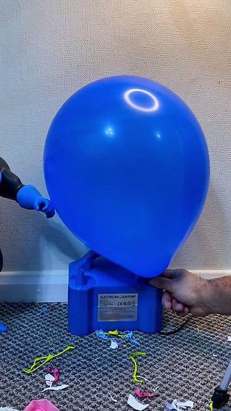 Effortless Balloon Decoration for Parties