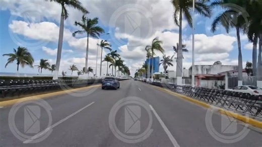 #Campeche | Hasta el momento, ambos sentidos de los carriles de circulación desde el Asta Bandera hasta el Foro Ah Kim Pech están libres al tránsito vehicular. | La Barra Noticias