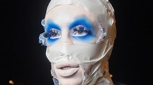 Vinny Ohh, el hombre que pasó por 110 cirugías para convertirse en un "marciano asexuado"