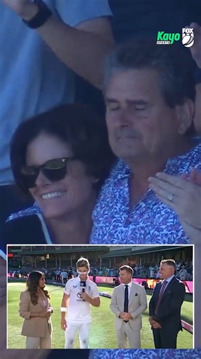 "Oh, he's crying" 🥹 Jacob Bethell's reaction to watching his family experience his maiden hundred was incredibly wholesome 😍 Watch the #Ashes LIVE in 4K and ad-break free during play, on Kayo! #TheAshes #AUSvENG #Cricket | Kayo Sports