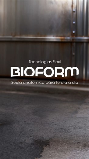 Cada paso sigue tu propio ritmo. 👣 Con la tecnología BioForm, tus pies se adaptan a la forma natural del movimiento, brindándote soporte y confort todo el día. #Flexi #TecnologíasFlexi #BioForm #ComodidadQueSeSiente #ParaTi | Flexi