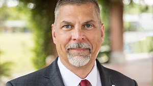 Florida Tech chooses U. of New Orleans leader John Nicklow as new university president