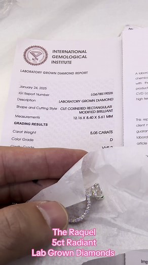 Stunning 5 Carat Lab-Grown Radiant Cut Diamond in Platinum
