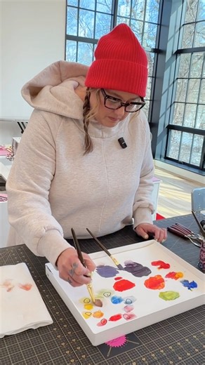 The Science Behind My Use of Color. 🤩✨ Happy Tuesday! Let’s talk about the color wheel and some of the science that makes up the tertiary world of Tula Pink fabrics. Enjoy! 💖✨ | Tula Pink