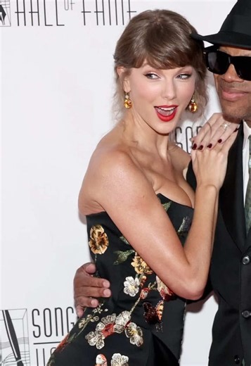 Taylor Swift: discurso en el Songwriters Hall of Fame 2024 (21 minutos)