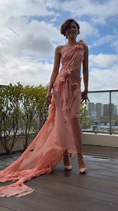 YESSS: Zendaya in ✨️Matières Fécales✨️ Spring/Summer 2026 modeled by Debra Shaw, in Paris.🪡
