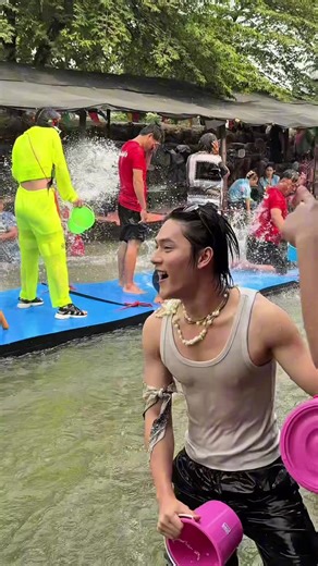 มาเล่นๆ ไม่จริงจัง =