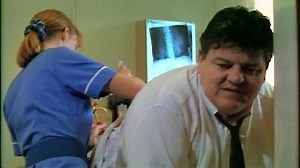 Watch Cracker Season 3 Episode 2 - Brotherly Love (2)