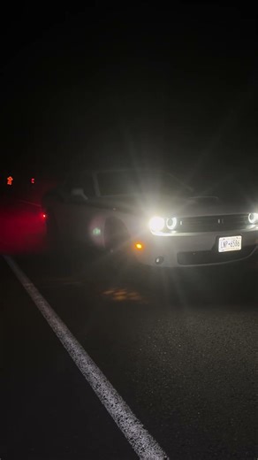 Dodge challenger burn out 😱 #dodge #challenger #rt #burnout #car