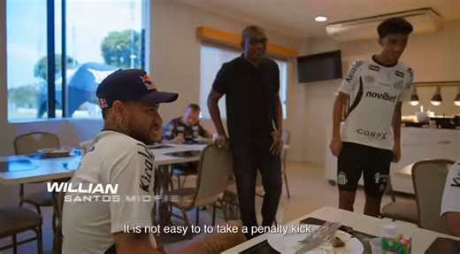 cacete finalmente tá explicado. não é falta de disciplina, não é poker, não é festa. o corpo dele não suportou a experiência metafísica de suspensão da vida após a eliminação em 22. neymar viu um feixe do pleroma