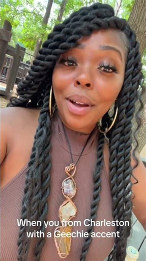 Charleston Charm: A Glimpse of Geechie Accent#CharlestonCulture #GeechieAccent