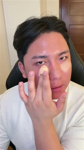 Makeup hack/tip: red tints = color corrector. 🤓💄 #makeuptips #makeuphack #colorcorrector