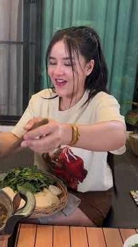 Boiled chicken noodles