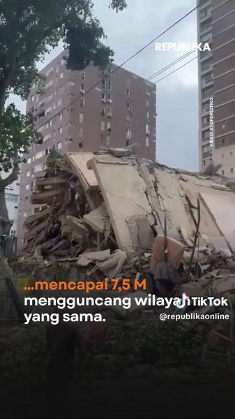 Gempa besar mengguncang pesisir Venezuela pada Rabu 24 Juni 2026 waktu setempat hingga memicu peringatan tsunami dan imbauan siaga di kawasan. Menurut lembaga geologi Amerika Serikat USGS, episentrum gempa terletak di barat wilayah pesisir Moron, Venezuela, dengan kedalaman kurang lebih 10 kilometer. Guncangan gempa terasa sangat kuat di Caracas, ibu kota Venezuela, di mana masyarakat berlarian keluar dari gedung-gedung tinggi untuk menyelamatkan diri. Peringatan tsunami dikeluarkan Pusat Pering