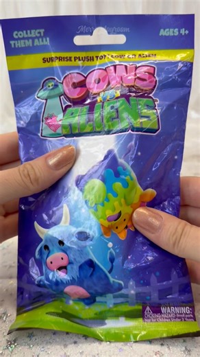 ASMR Unboxing Cows vs Aliens mystery plush👽🐮#asmrunboxing #plush #shorts #blindbag #viralvideo