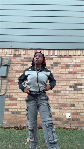 @ the real queen lala L J (@ladarriahwilliams)’s videos with Push It - O.T. Genasis