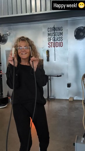 How to Have a Good Week (Mindset Matters) A new week is here — and honestly, a good week starts with your mindset. You can’t always control what’s coming your way, but you can control how you show up! Here are 5 tools to help you have a good week... 1. Start your days with intention instead of rushing into the noise. Decide the way that you want to see your week go! 2. Protect your peace — not every situation deserves your energy. 3. Stay present instead of overthinking. 4. Give yourself permiss