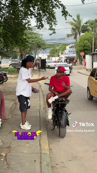 The fake truck 😱😂#viral #estadosunidos🇺🇸 #usa🇺🇸 #usatiktok🇺🇸