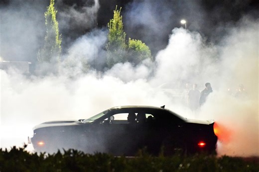 Police disperse nearly 300 vehicles involved in Springfield area illegal street racing