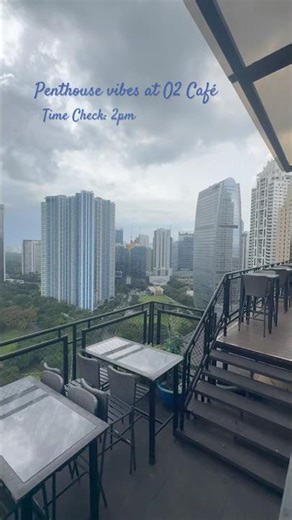 Rooftop chill at O2 Café, 26th floor with a view to remember ☕🥄🥤🌇🇺🇸 #hangout