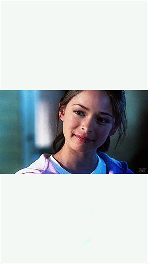 Kristin Kreuk: The Cutest Moments From Smallville