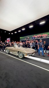 Alright, alright, ALRIGHT! This 1967 @Chevrolet @Corvette convertible Resto-Mod built by Jeff Hayes sold for $1.1 million at the 2024 Scottsdale Auction. … #BarrettJackson #BJAC #BarrettJacksonScottsdale #SD24 #ScottsdaleAuction #ClassicCars #CollectorCars #NoReserve #Westworld #WestWorldOfScottsdale #BJACScottsdale #ChevroletCorvette #ChevyCorvette #Corvette #Corvettes #CorvetteLifestyle #CorvetteStingray #CorvetteFamily #CorvetteRacing #CorvetteClub #CorvetteNation #JeffHayes #LS3 #V8 #JeffHay