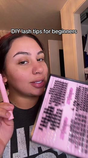 Effective Tips for Applying DIY Eyelash Extensions at Home