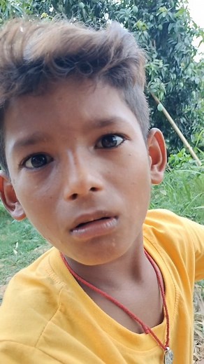 Saurabh Jhon on Instagram: "ये क्या बोलना पड़ रहा है हमको🤣🤣 #trending #funny #comedyreels🤣 #shortshorts #saurabh_john #funny #comedy #public #trendingreels"