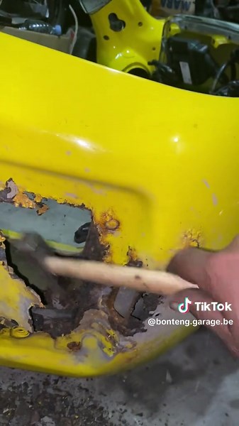 Vespa Matic: Bawa Teman ke Tempat Keren