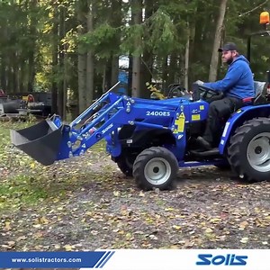 Toughest at its best! With powerful hydraulics, and PTO, Solis tractors can easily mount a diverse range of farm implements. See this farm professional working with a front-end loader to working field. For more details visit our website:- https://bit.ly/3SPNIto #Solis #SolisTractorsInternational #ToughestPerformer #Tractor #Agriculture #Farming #AutomotiveIndustry #Crops #Power #SolisOnTheField | Solis Tractors International