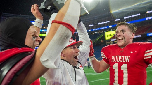 Hudson completes perfect season, wins first state football championship