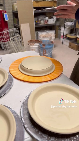 Mastering Plate Making on the Potter's Wheel