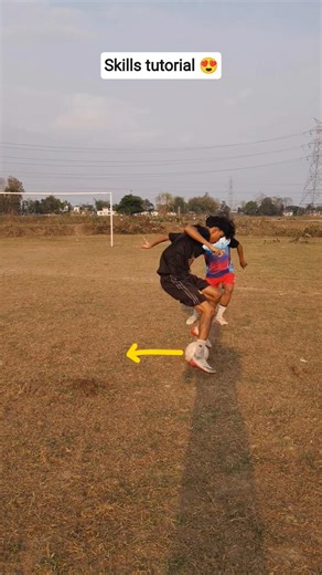 Football skills tutorial for beginners 🔥😍#shorts #football #footballskills #tutorial @abeshsports