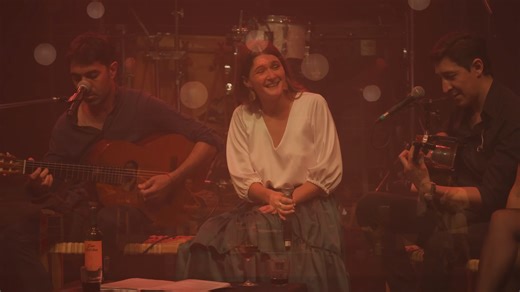 LA NOCHERA en vivo en el Teatro COLISEO CABA 13 de Diciembre del 2024 https://youtu.be/nyuI1GcruWw?si=afWoaqmpfH8d-tMX Voz: Maggie Cullen Percusión: Ariel Sánchez Guitarra: Seva Castro Violin: Joaquín Chiban Mezcla: Alejandro Tiscornia Producción: Del Bien Producciones GUITARRA y VOZ: Sergio Zabala Autor y compositor: Ernesto Cabeza y Jaime Dávalos | Folclore de Salta