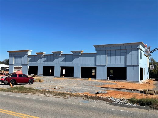 2585 Old Russellville Pike, Clarksville, TN 37040 - Old Russellville Pike Retail Center | LoopNet