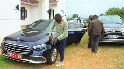 political Analyst ✅ (@political.analyst85)’s videos with son original - 16art Siwa