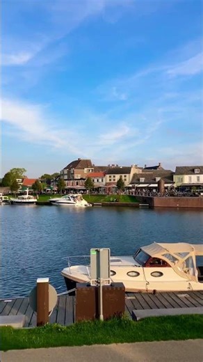 Dutch Vibes in Harderwijk Netherlands 🇳🇱 #marveler #travel #asmr #shorts