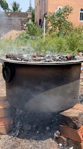 365K views · 10K reactions | CSK 2023 Champion Celebration  #chickenbiryani #fbreelsvideo #trendingreels #food #foodblogger | Zee Boom Baa | Facebook