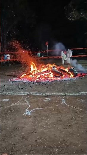 ಅಯ್ಯಪ್ಪ ಸ್ವಾಮಿಯ ಮೆರವಣಿಗೆ ಹಾಗೂ ಅಗ್ನಿಸೇವೆ.... ಬಳಲೆ /ಮಾದನಗೇರಿ..,🙏