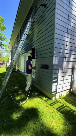 Navy Blue Exterior Paint Transforming a Berwick, Maine Home