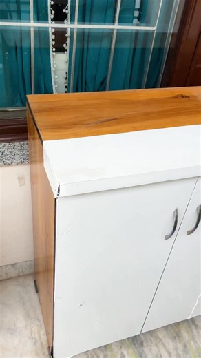 Priya sharma( Simple Efficient Tips and Tricks ) on Instagram: "Kabhi-kabhi pura furniture change karne ki zarurat nahi hoti… bas right laminate mil jaata hai ✨ Old cabinet, new vibe — clean, classy & premium with Merino Laminates. Because small changes can make the biggest difference. Be different. Choose Merino. #MerinoLaminates #BeDifferentChooseMerino #HomeMakeover #LaminateLove #InteriorUpgrade #SimpleYetPremium #CabinetMakeover #DesignRefresh #IndianHomes"