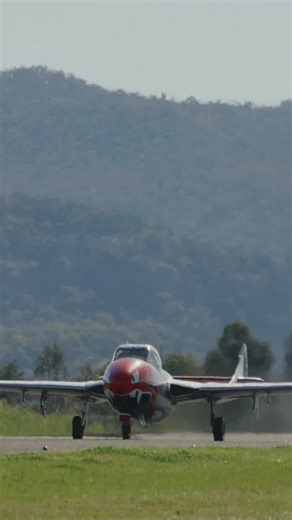 🥵Vampire taxi 🧛🔥. Do you know why the De Havilland Vampire can’t stop for too long on asphalt surfaces while taxing? Australia’s only flying Vampire fighter jet coming in hot with @paulbennetairshows at the controls! You can see this @paulbennetairshows machine on display at @hunterwarbirds and in the air next year at @wingsovershellharbour and @warbirdsoverscone #vampirejet #fighterjet #fighterpilot | Hunter Warbirds - Scone NSW