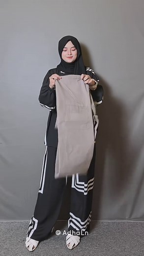 Overall terbesttt bangettt bangettt #outfitinspiration #outfitideas #overall #overalldress #overallsoutfits