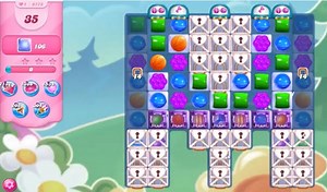Tips and Walkthrough: Candy Crush Level 9775